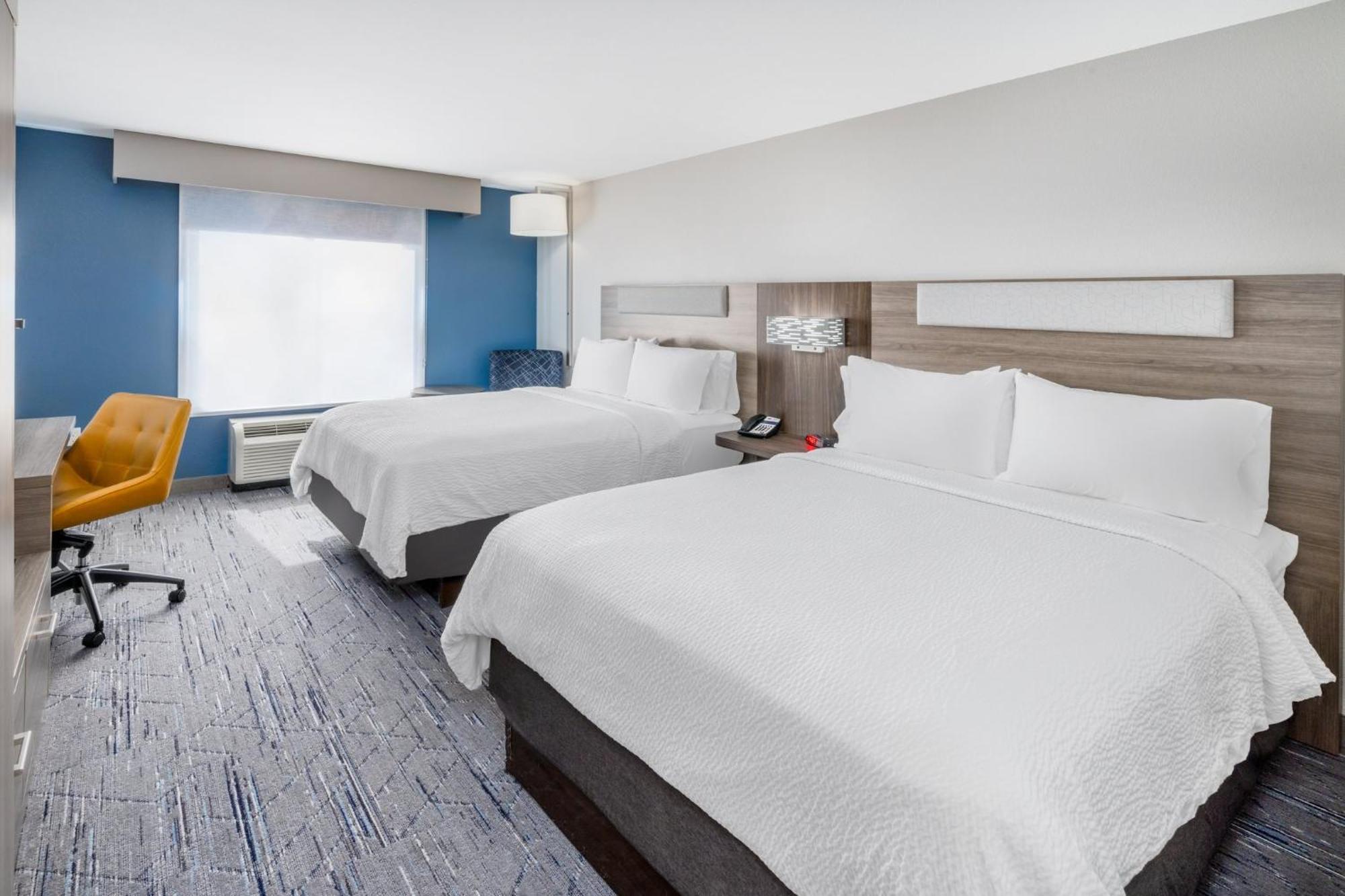 Holiday Inn Express - Colorado Springs - First & Main By Ihg Exterior photo