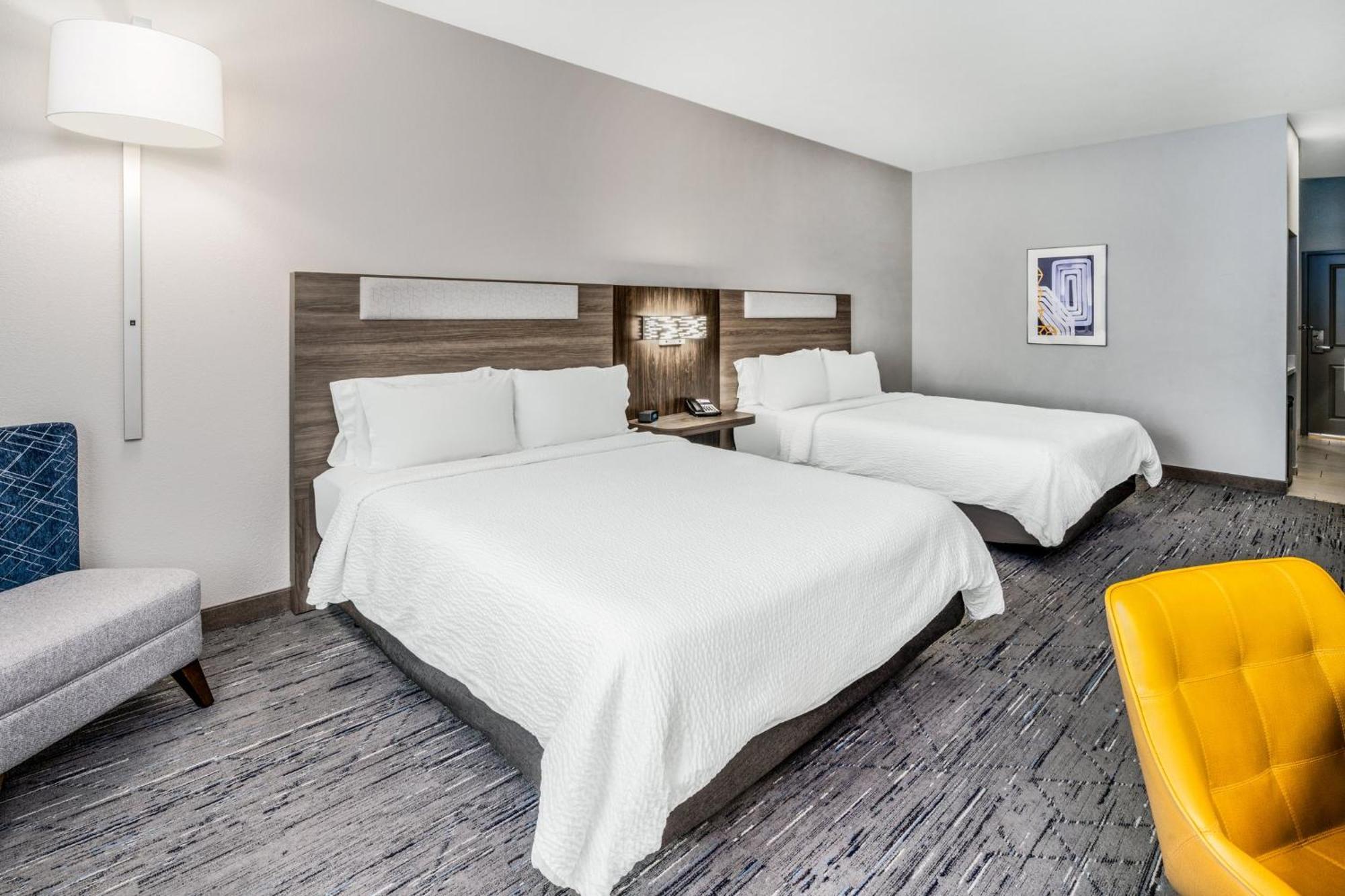 Holiday Inn Express - Colorado Springs - First & Main By Ihg Exterior photo